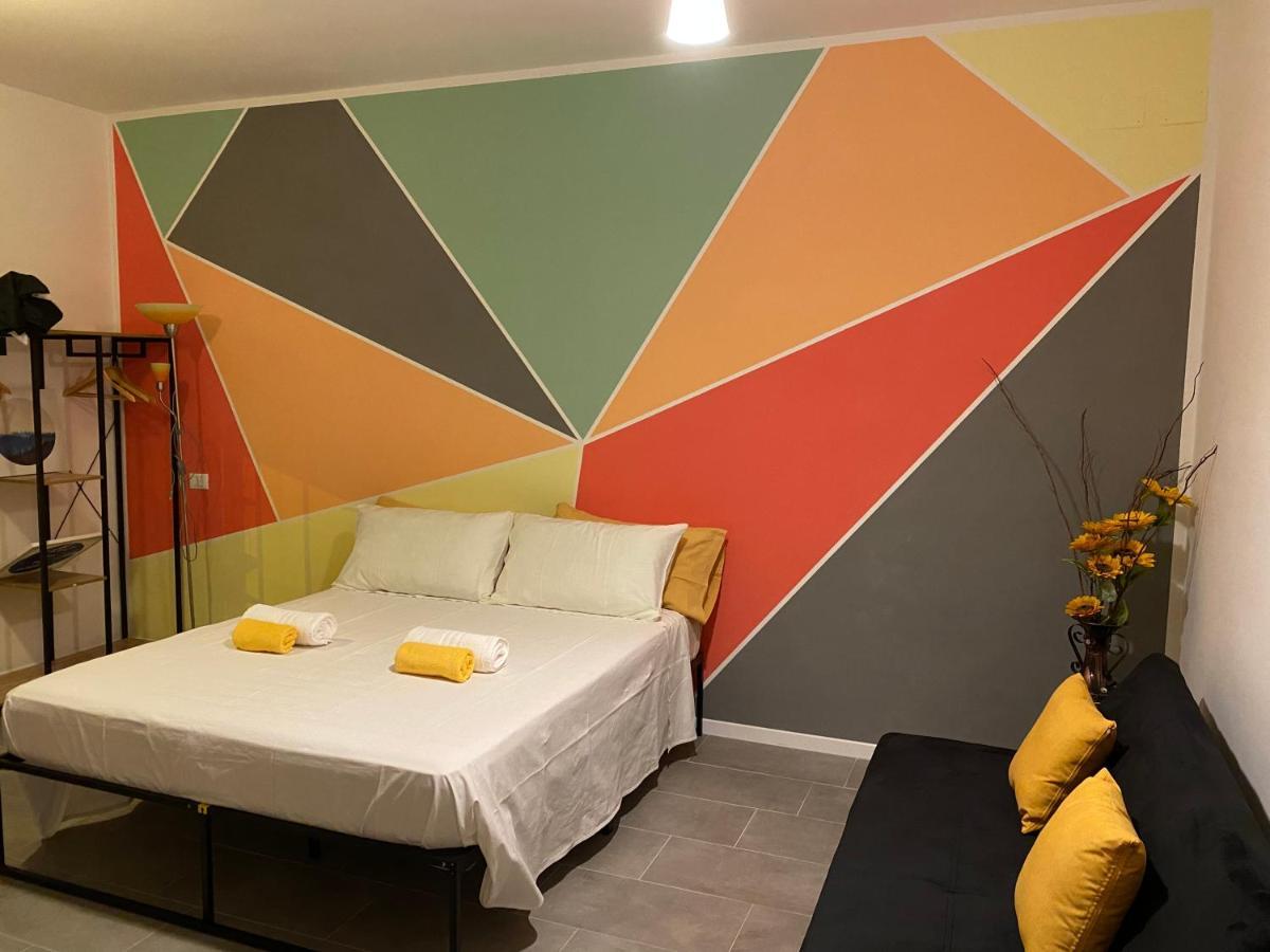 לינה וארוחת בוקר טרנטו Michelangelo House מראה חיצוני תמונה