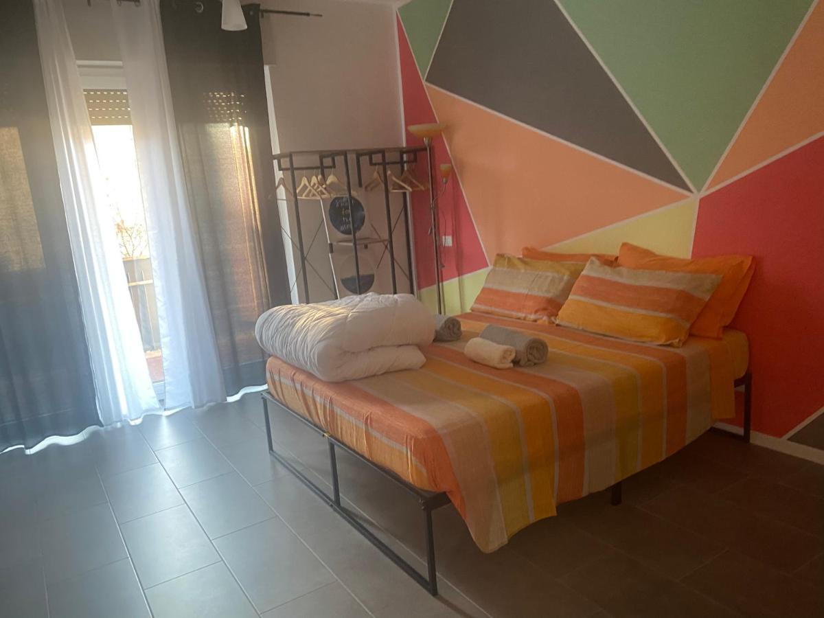 לינה וארוחת בוקר טרנטו Michelangelo House מראה חיצוני תמונה